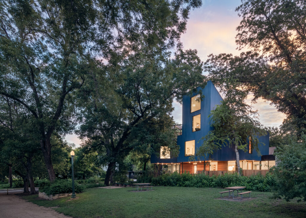 Minguell-McQuary_Haskell Residence_Kristian Alveo_Hires-19