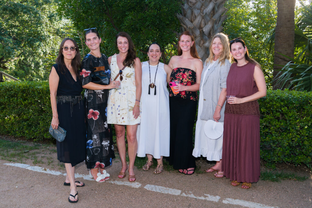 Kristan Glass, Sarah Hayne, Jennifer Williams, Luisa Bradshaw, Stephanie Matthews and Sara Drapkin.