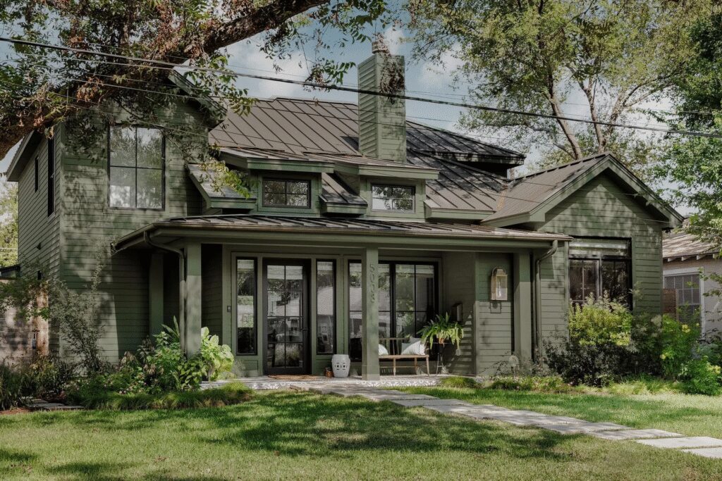 5008 Avenue H. (Photo courtesy of Kuper Sotheby's International Realty)