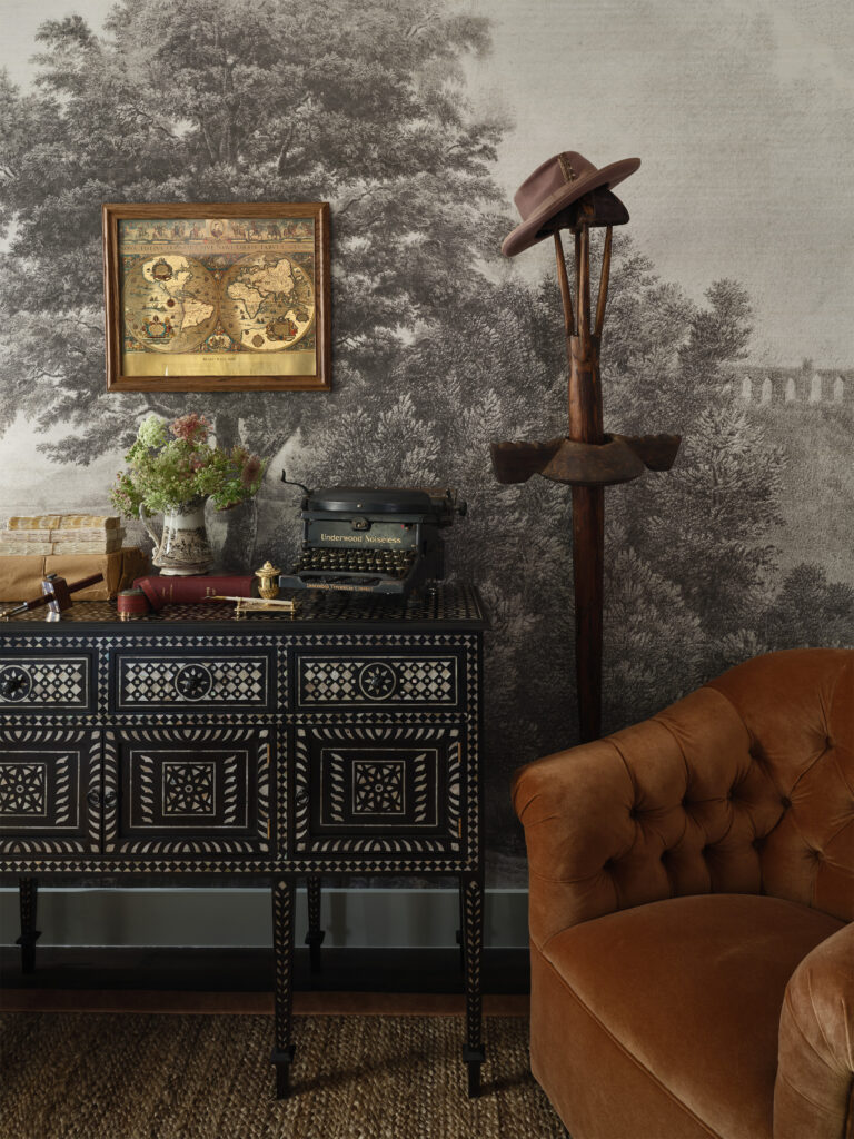 HBX110125WH_KathyKuo_004