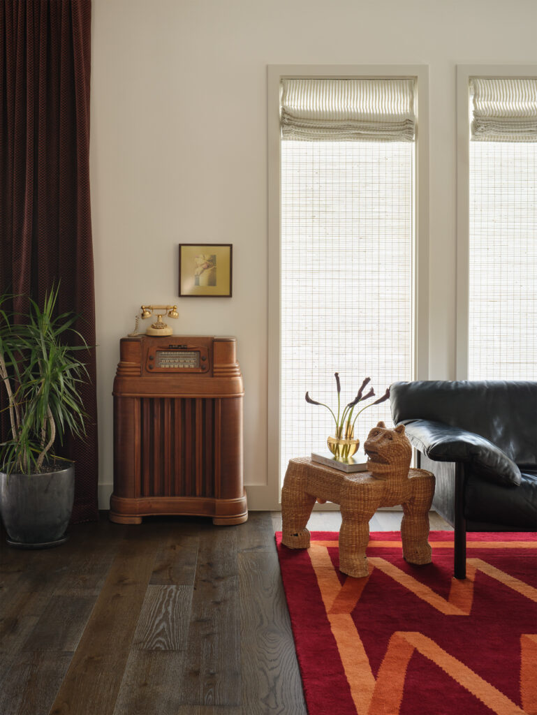 HBX110125WH_KimLewis_004