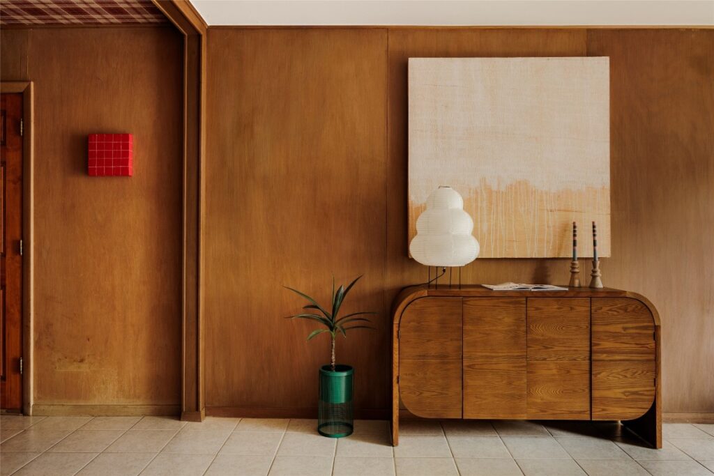 2300 Westworth Circle