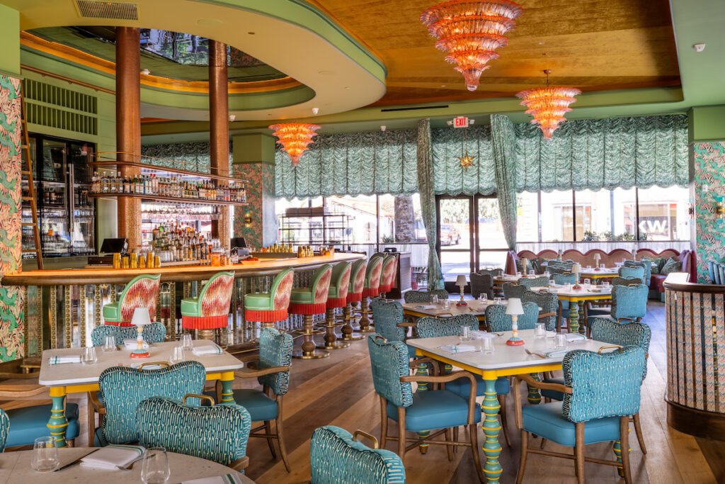 Bar Issi, Palm Springs