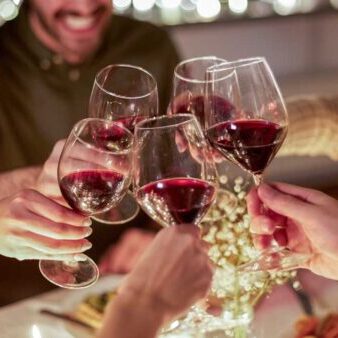 Holiday Wine Toast_Credit_ Omni Barton Creek Resort & Spa