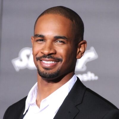 33243540_196775840951932_4236143741741563904_n