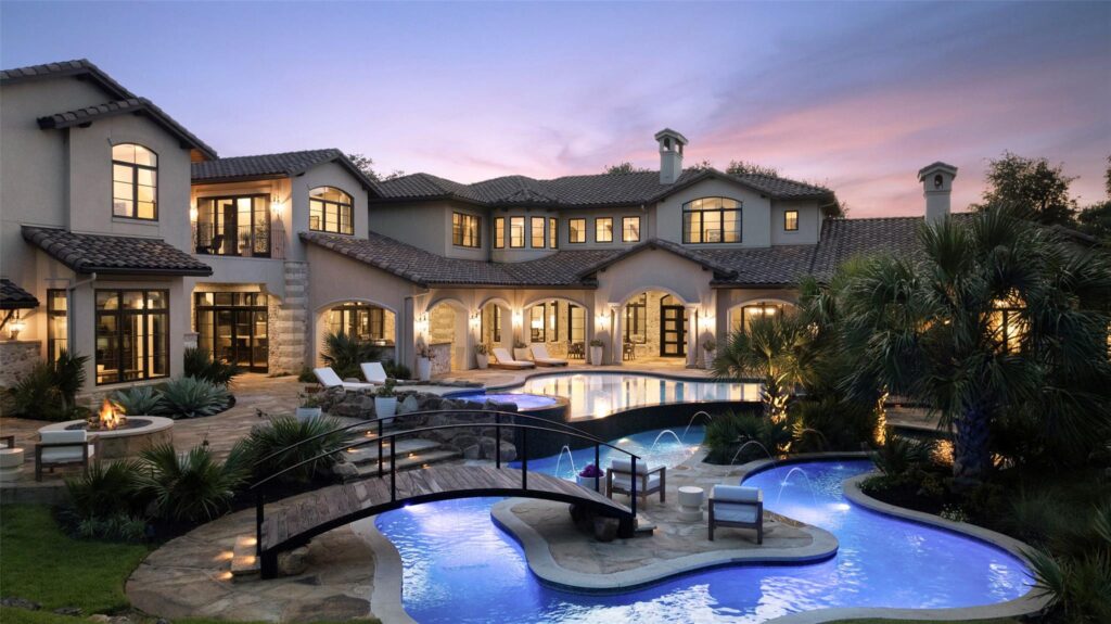 The Reserve at Stoneridge, listed by Jennifer Henry of Compass Real Estate. (Photos by Frank Garnica)