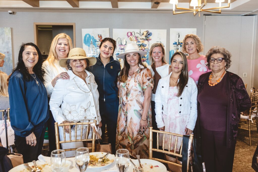 Bianca Andreescu poses with fans at the ATX Open Ladies’ Day Brunch