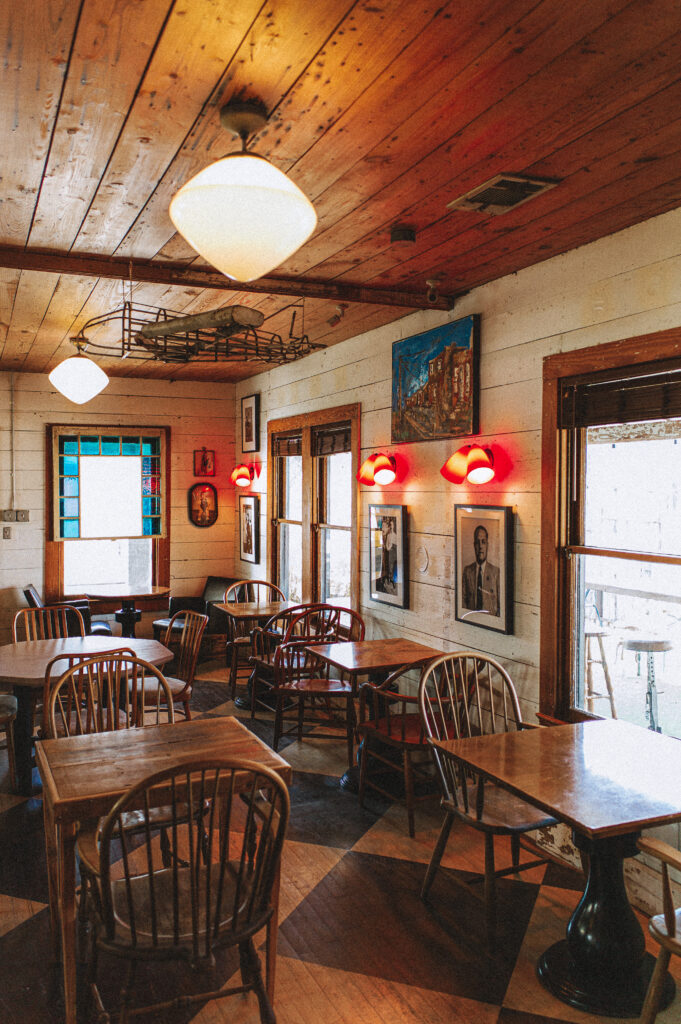 Boni’s Bar Next Door