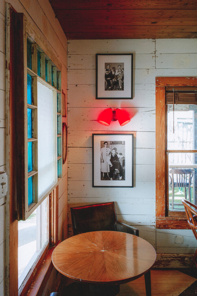 Boni’s Bar Next Door