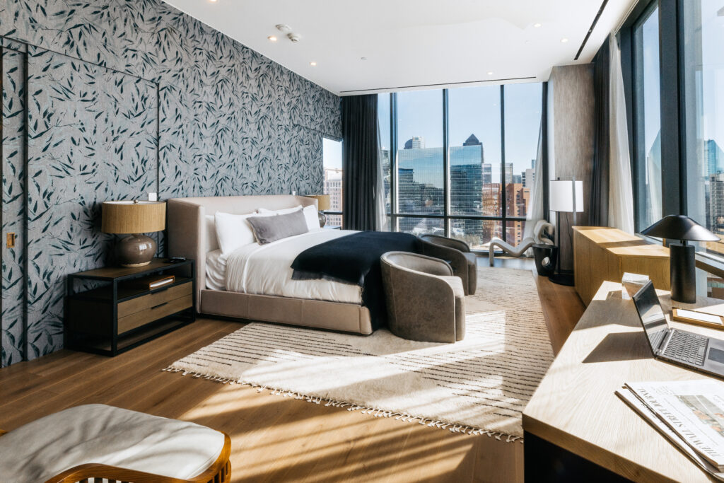 Suite bedroom at Hôtel Swexan