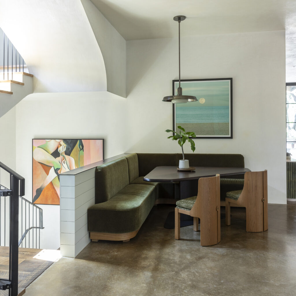 A custom breakfast banquette designed by Mark Cravotta of Cravotta Interiors.