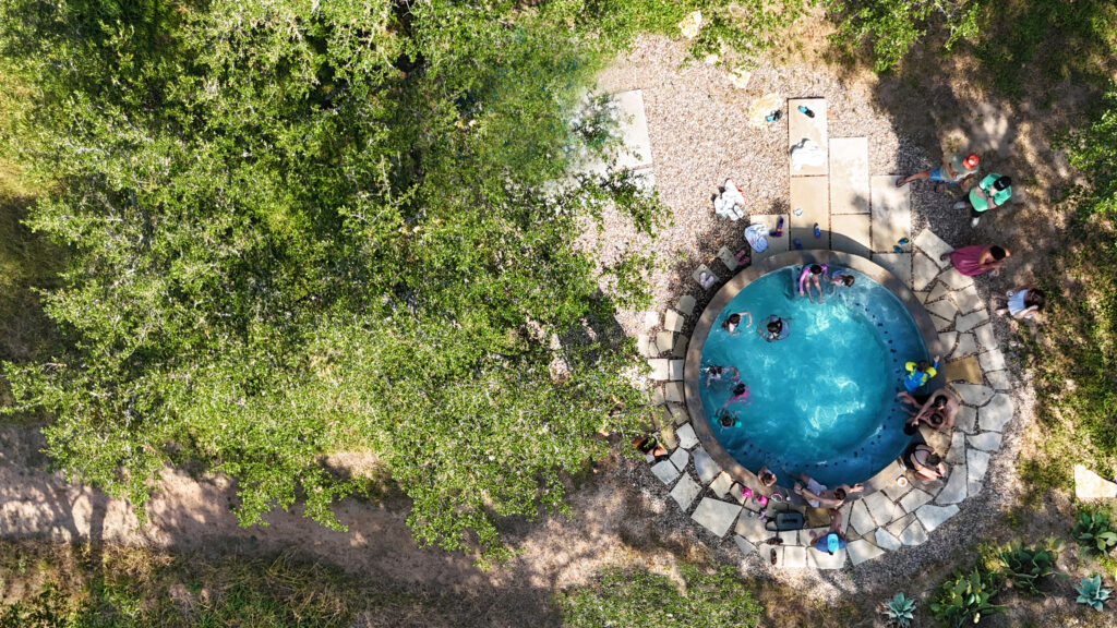 Drift Out West Pool & Patio