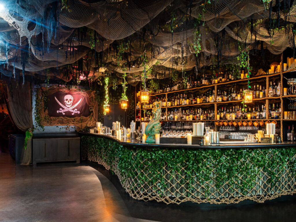Shipwreck’d features theatrical drink presentations, including nonalcoholic options, large-format cocktails and bites.
