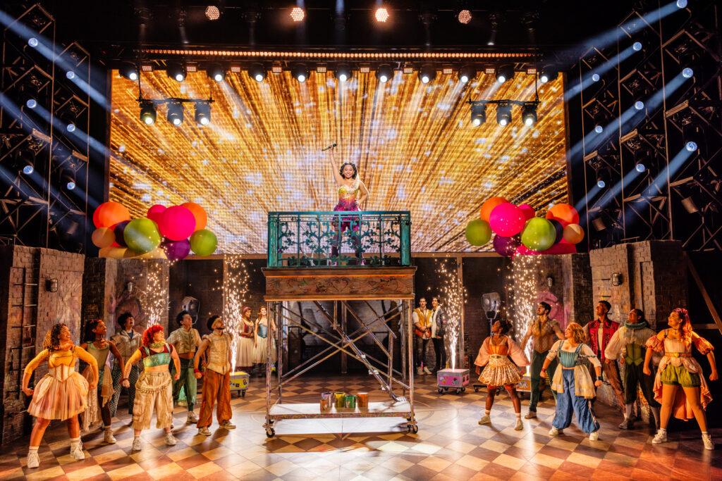The company of the North American Tour of &JULIET