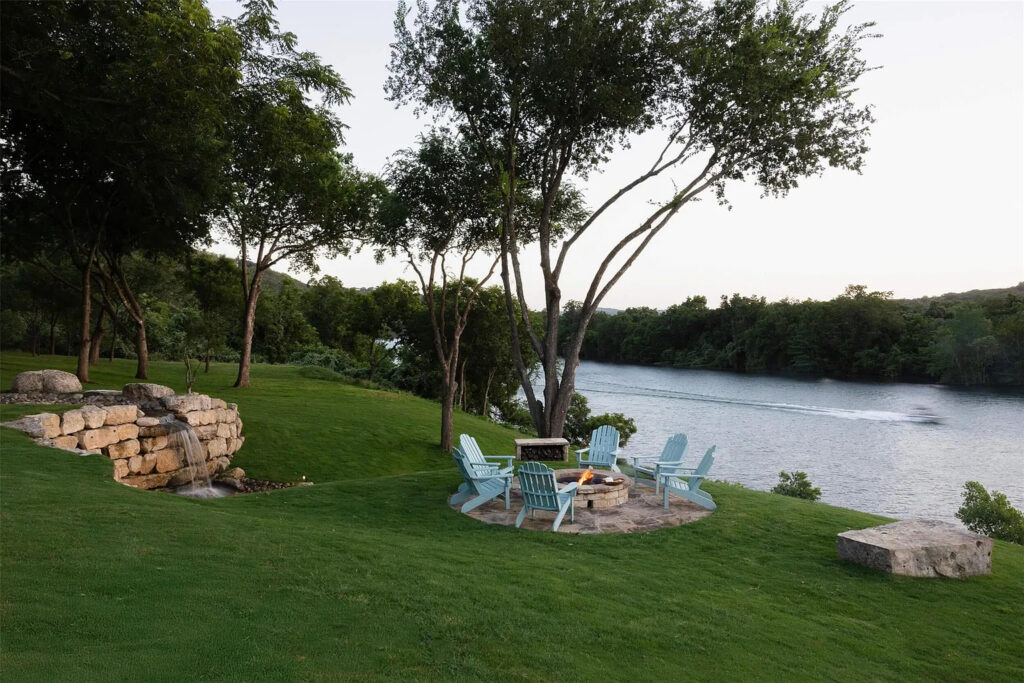 15016 Flat Top Ranch Road
