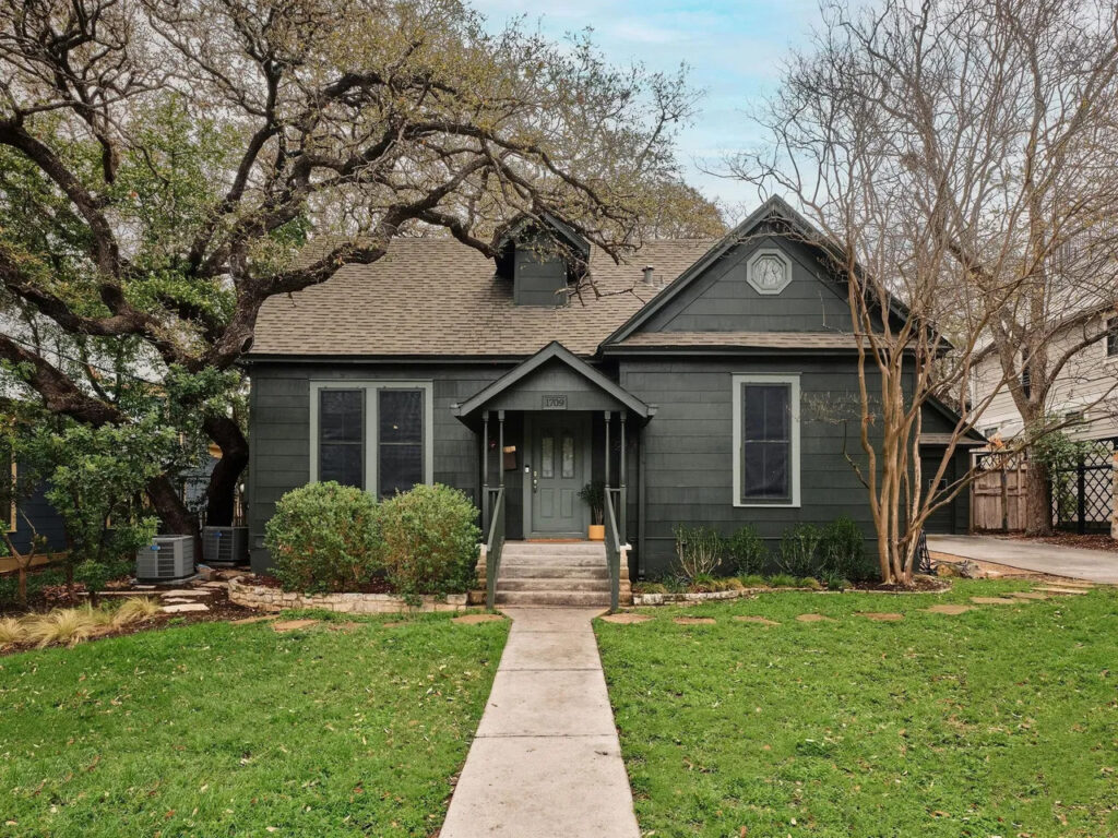 1709 Brackenridge St.