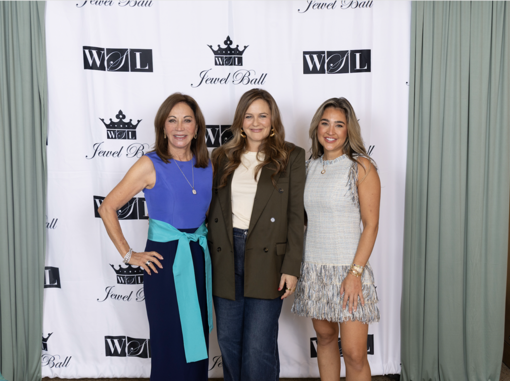 Laurée Moffett, Alicia Silverstone, Corinne Moffett