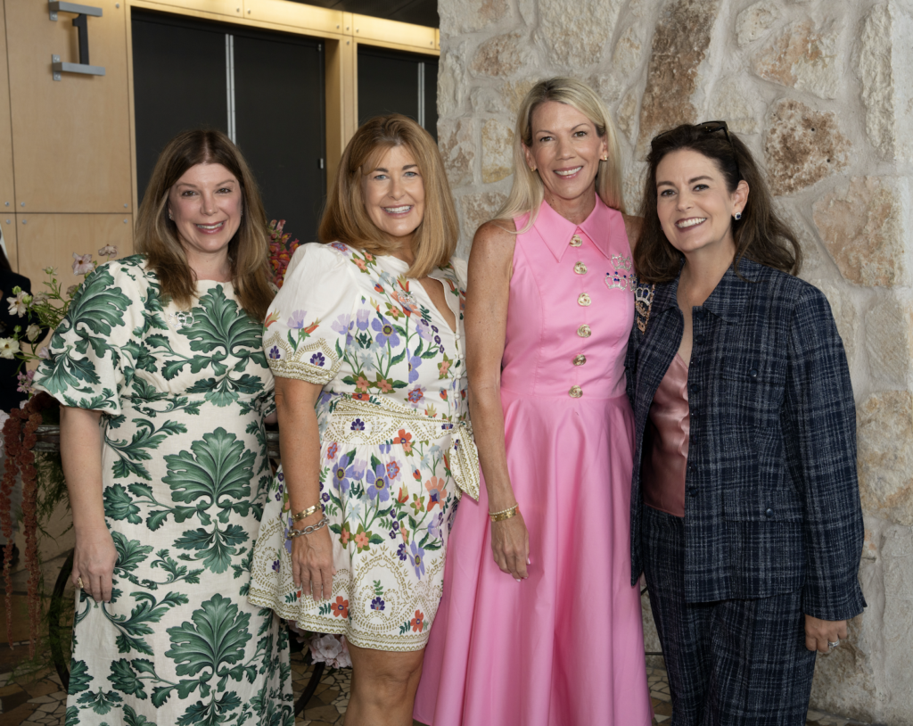 Nikki Vargo, Cara Mathes, Lesley Hempfling, Karey Oddo