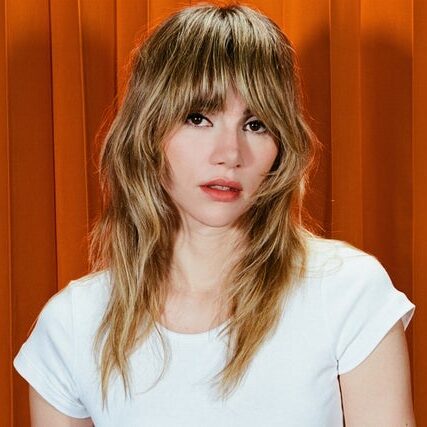Suki Waterhouse