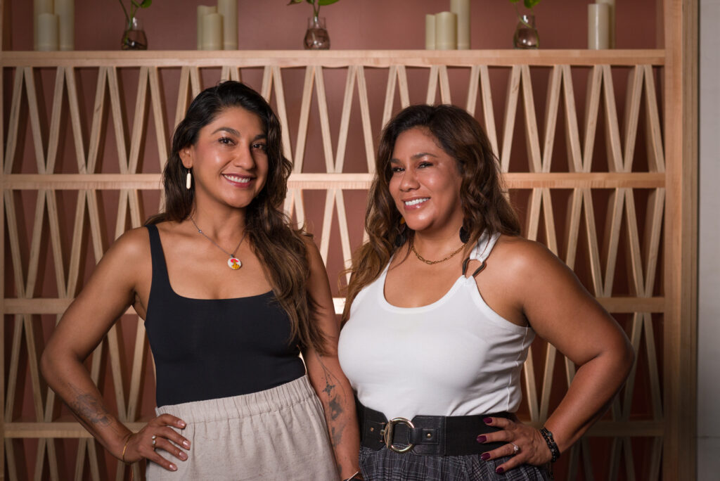 Sisters Reyna and Maritza Vazquez, founders of Veracruz All Natural. (Photo by John Pesina Photography)