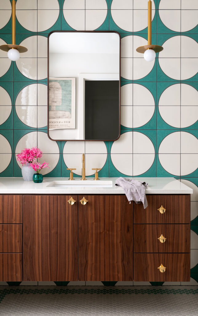 Powder-Room
