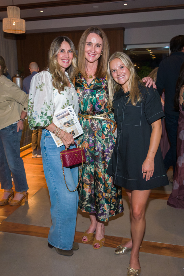 Laura Craddick, Jennifer Greer, Caroline Frerichs