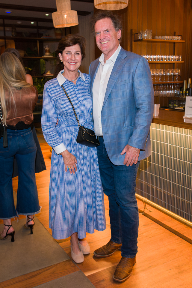Elizabeth Cates, Dave Bellagio
